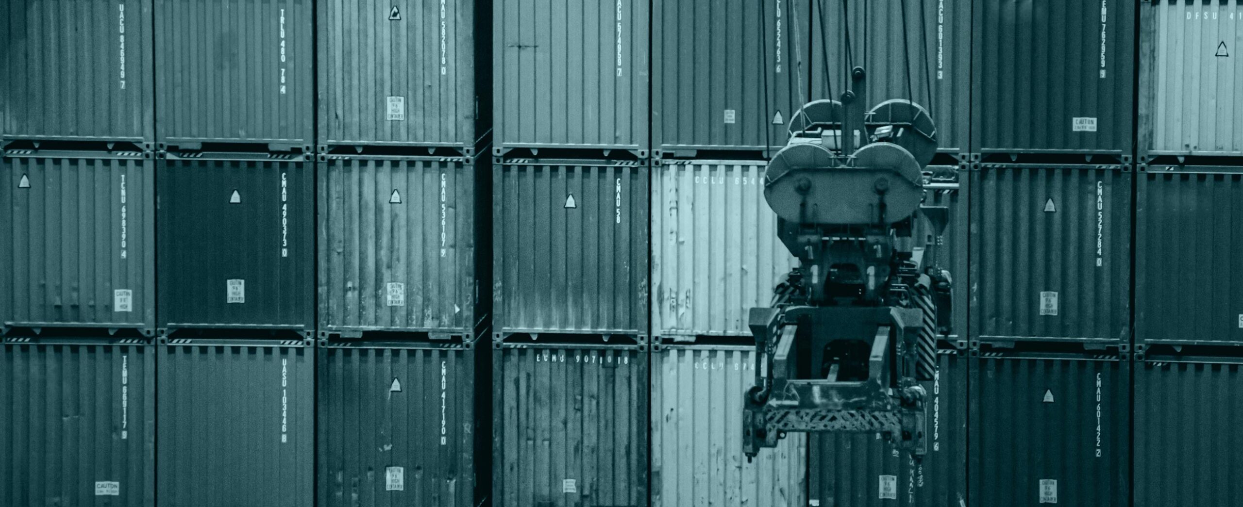 A stick of cargo containers